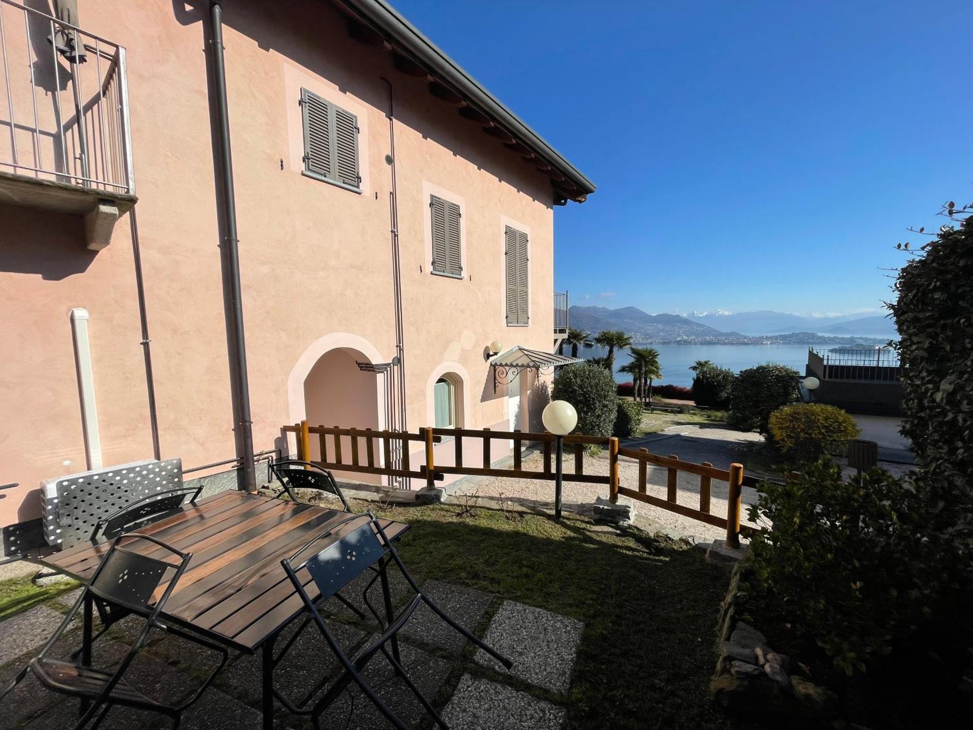 Rossana Apartment Lago Maggiore Μπαβένο Εξωτερικό φωτογραφία